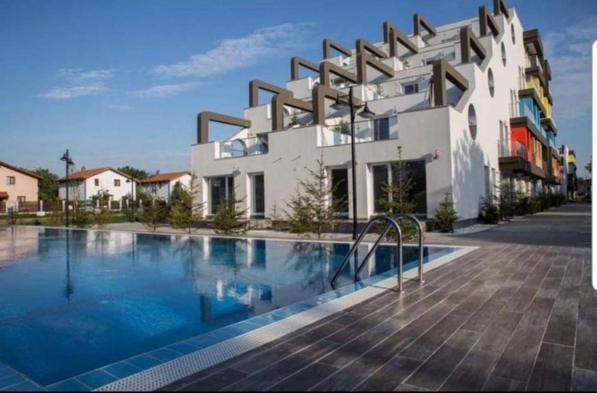 Terrace Apartments Otopeni ! Exterior photo